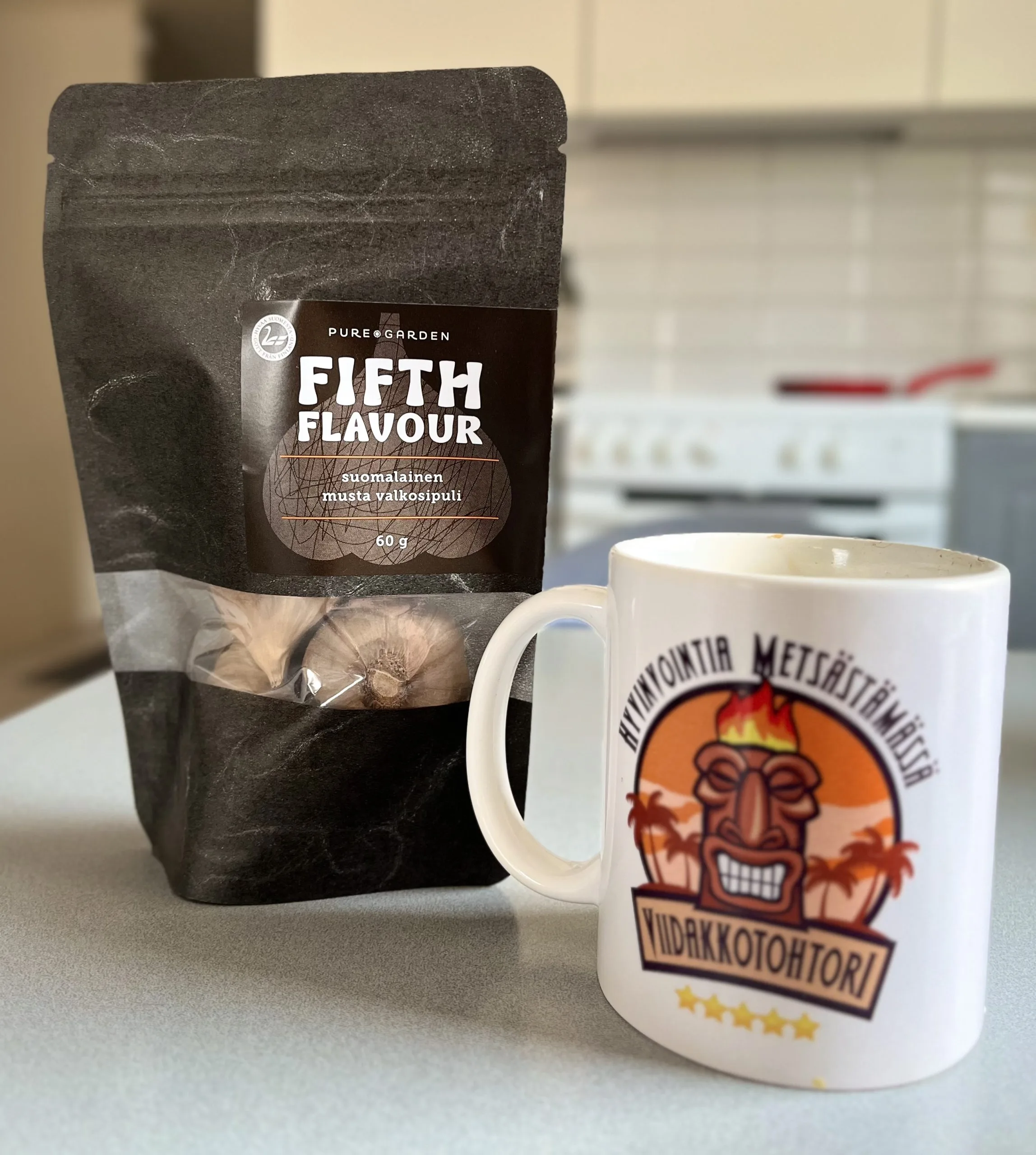 Mustavalkosipuli - fermentoitu valkosipuli, kokonainen 60gr - Image 2